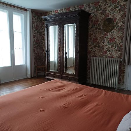 Le Relais Des Roses- Chambres D'Hotes Vatan Dış mekan fotoğraf